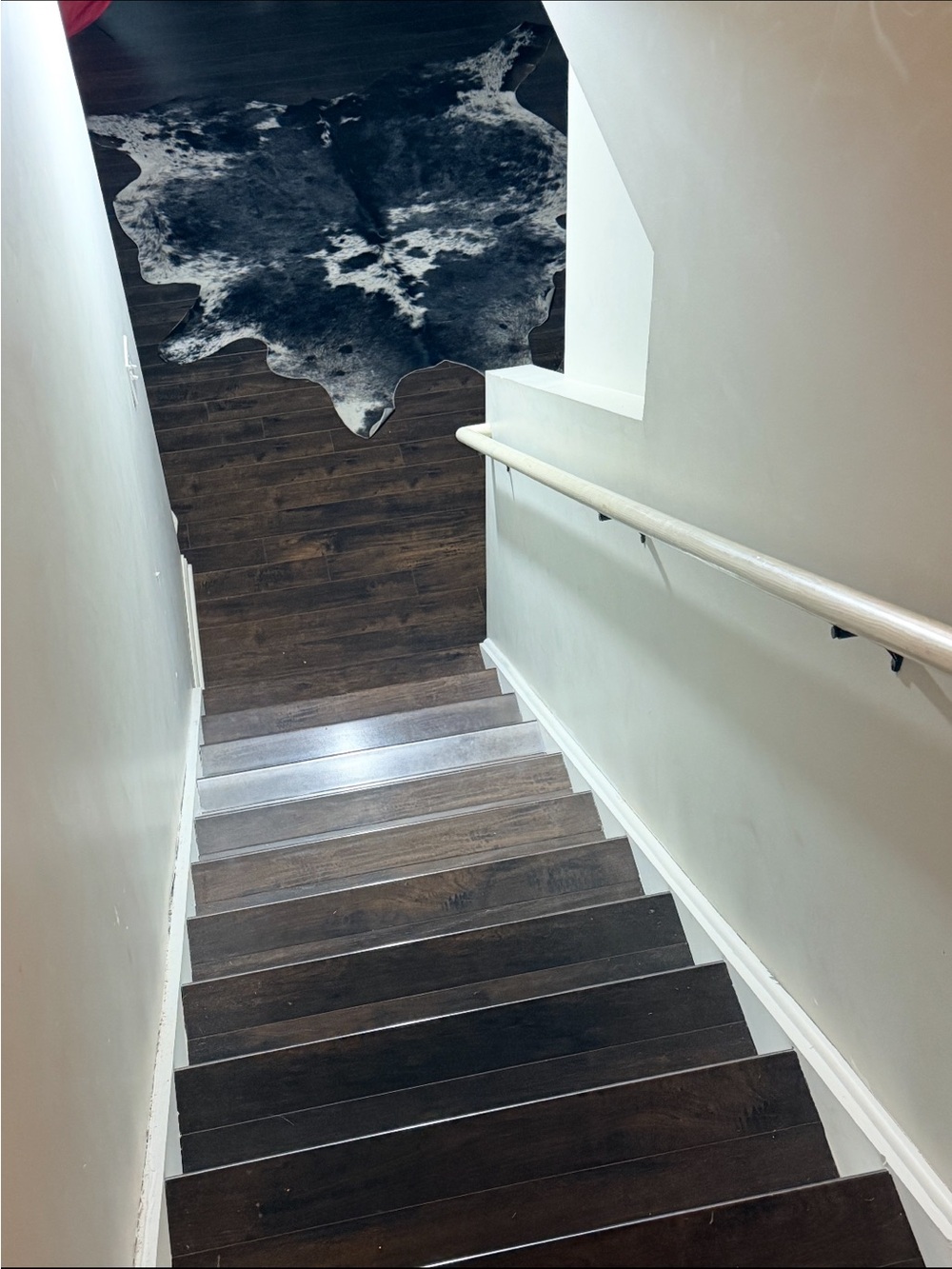 Real Cowhide Accent Rug - Picture 4 of 4